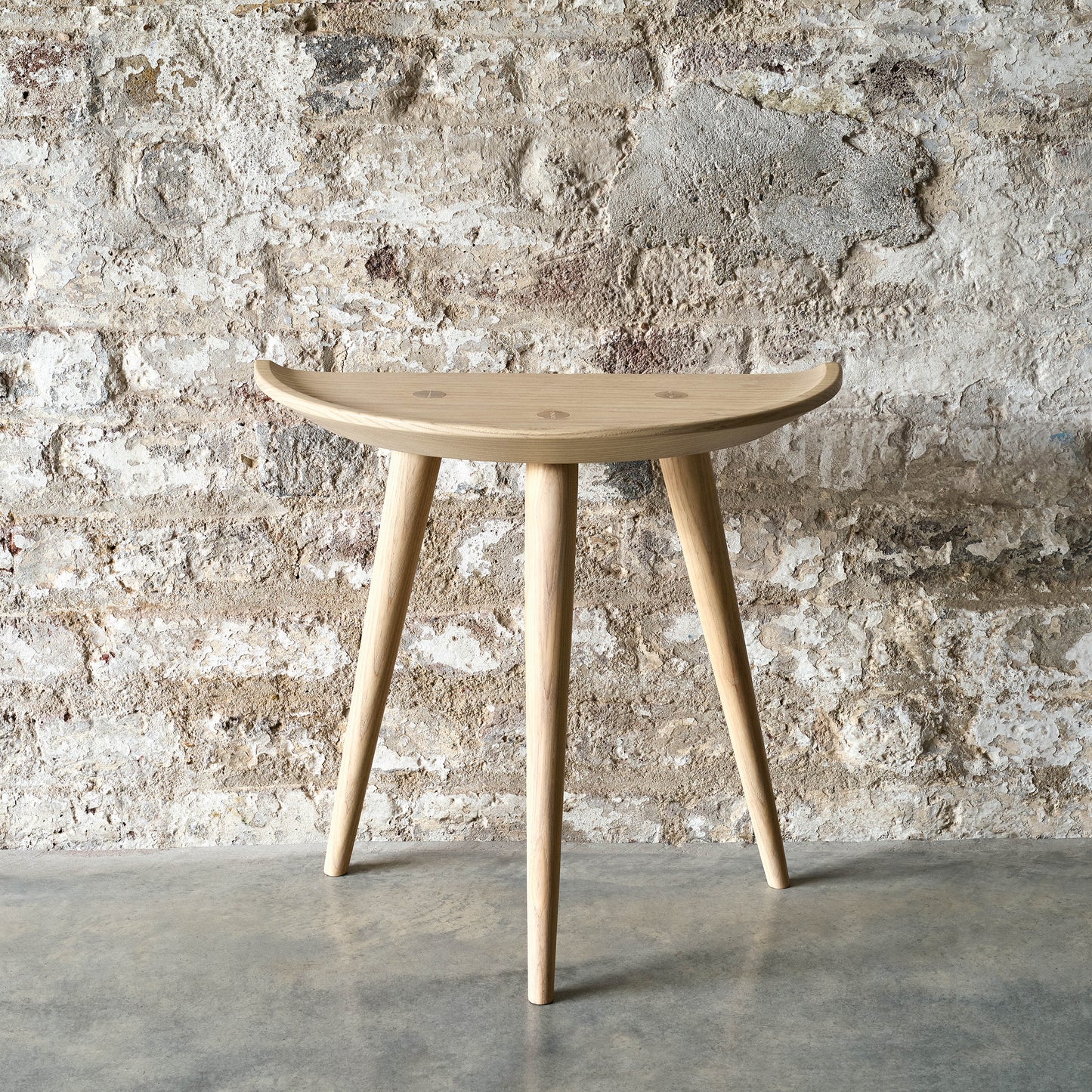 Central Stool